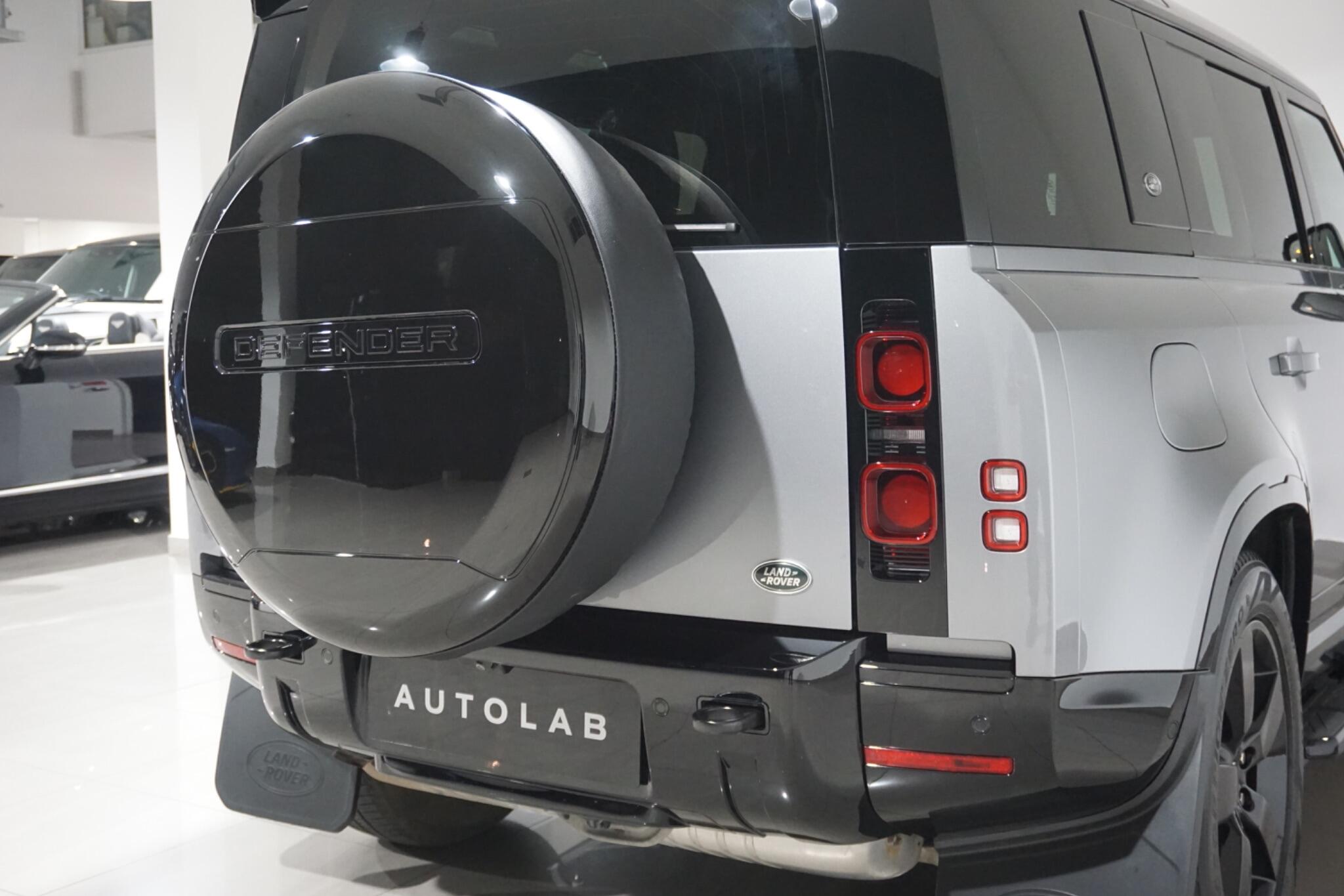 Land Rover Defender 110 3.0 D250 MHEV X-Dynamic SE SUV 5dr Diesel Auto 4WD Euro 6 (s/s) (250 ps)